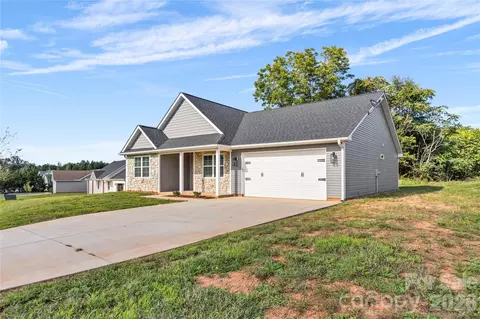 Exterior - 160 Tranquility Ln, Harmony, NC 28634 photo 3 of 5