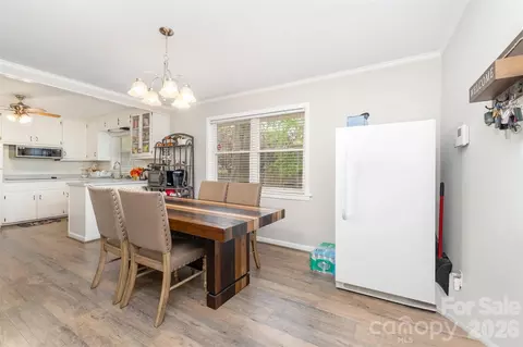 Dining - 2885 Wright Ave, Salisbury, NC 28147 photo 1 of 1