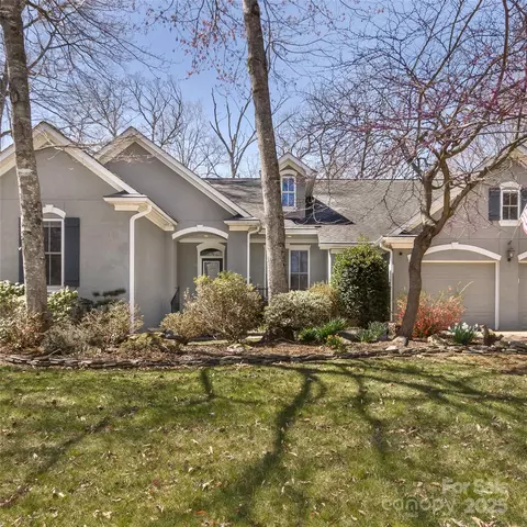 23 Kingsmill Ct, Biltmore Lake, NC 28715