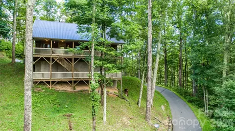 70 Double Back Ln, Mars Hill, NC 28754