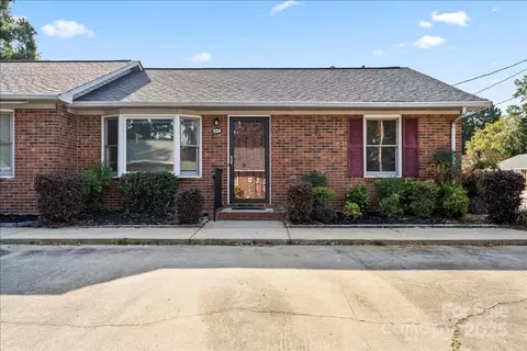 1134 Mckinnon Dr, Rock Hill, SC 29732