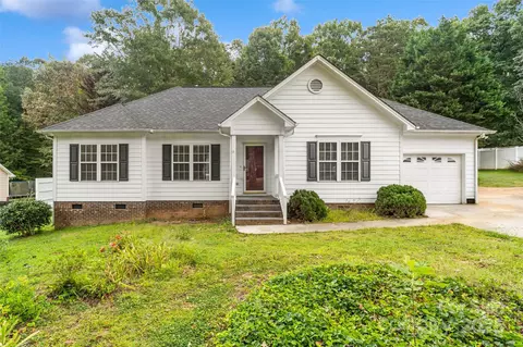 5438 Mallard Ln, Gastonia, NC 28052