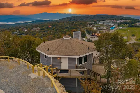 127 Skiloft Rd, Beech Mountain, NC 28604 photo 3