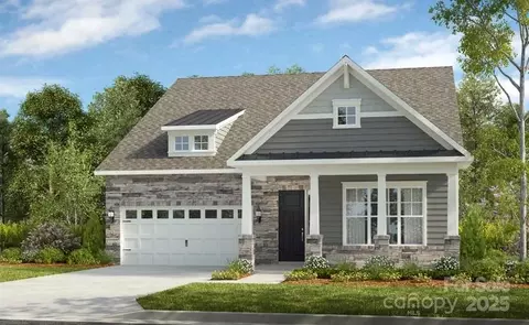 447 Sunharvest Ln, Indian Trail, NC 28079
