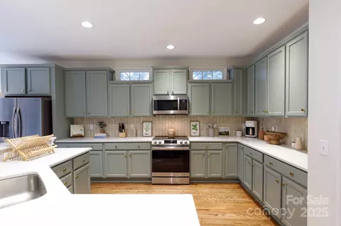 Kitchen - 3268 Richards Xing, Fort Mill, SC 29708 photo 1 of 3