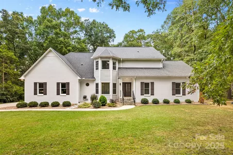 207 Windsor Greene Dr, Monroe, NC 28110