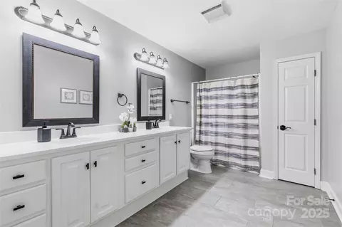 Bath - 207 Windsor Greene Dr, Monroe, NC 28110 photo 4 of 4