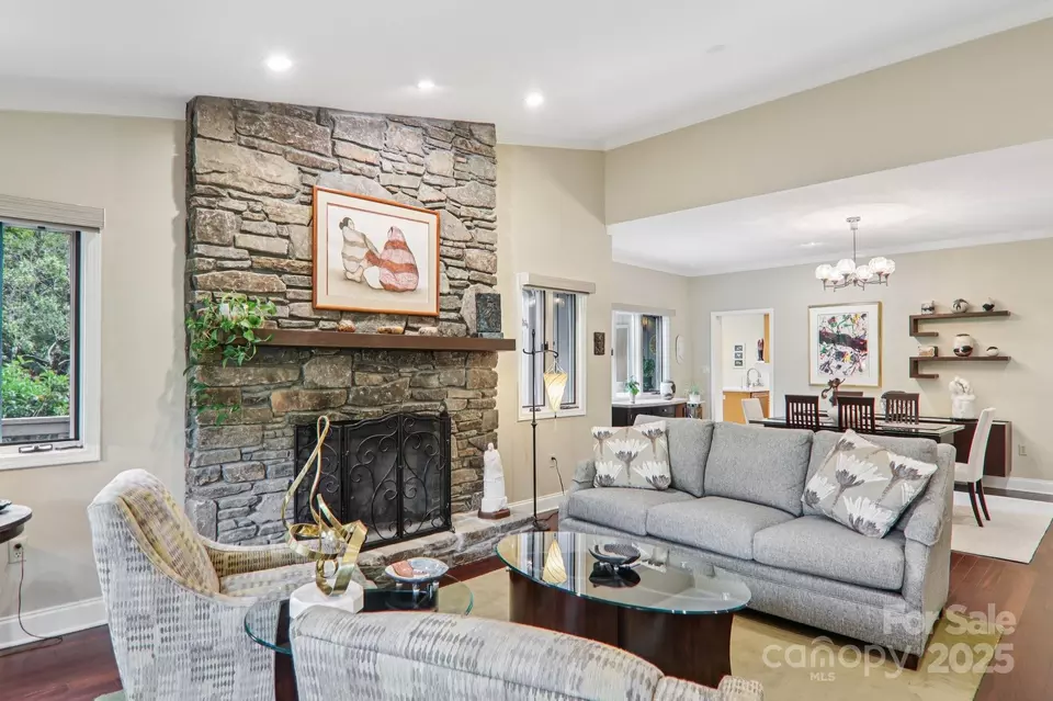 Living - 26 Clubside Dr, Asheville, NC 28804 photo 2 of 3