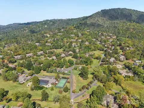 View/Area - 26 Clubside Dr, Asheville, NC 28804 photo 1 of 3