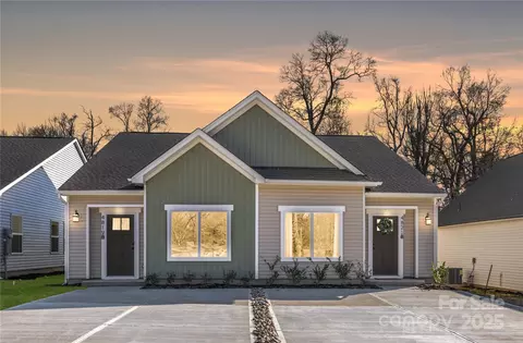 48154817 Victoria Ave, Charlotte, NC 28269