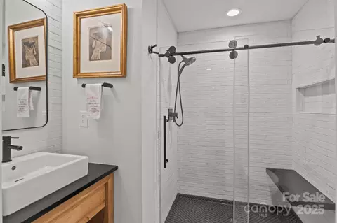 950 Jetton 3 St #3, Davidson, NC 28036 photo 6