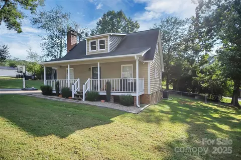 605 Ginger Dr, Kings Mountain, NC 28086