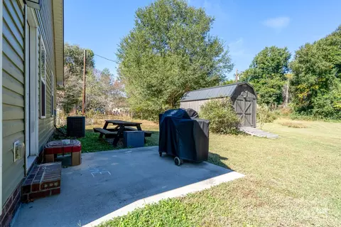 Exterior - 601 E 13th St, Kannapolis, NC 28083 photo 4 of 5