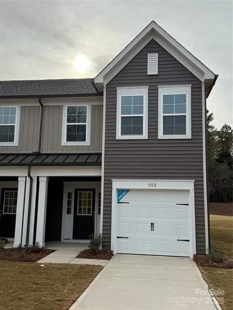 3112 Elaine 9a Ave #9A, Charlotte, NC 28269