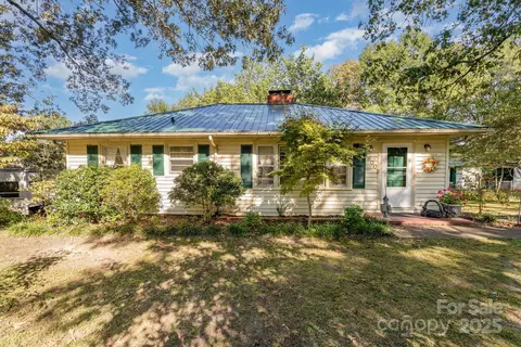 1600 American St, Gastonia, NC 28052