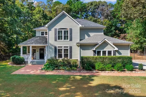 173 Crosscut Dr, Denver, NC 28037
