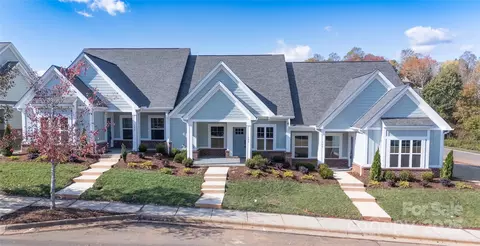 100 Ivy Ct, Morganton, NC 28655