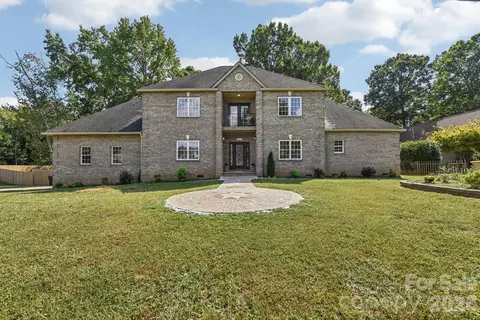 137 Stafford Estates Dr, Salisbury, NC 28146