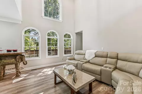 137 Stafford Estates Dr, Salisbury, NC 28146