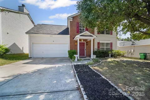 4935 Spruce Peak Rd, Charlotte, NC 28278