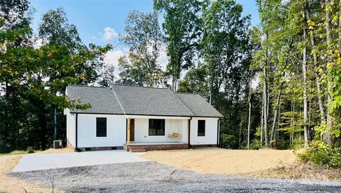 516 Island Ford Rd, Statesville, NC 28625