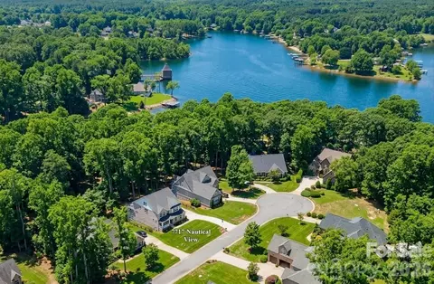 7717 Nautical View Dr, Denver, NC 28037