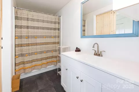 Bath - 178 Keith Dr, Canton, NC 28716 photo 1 of 3