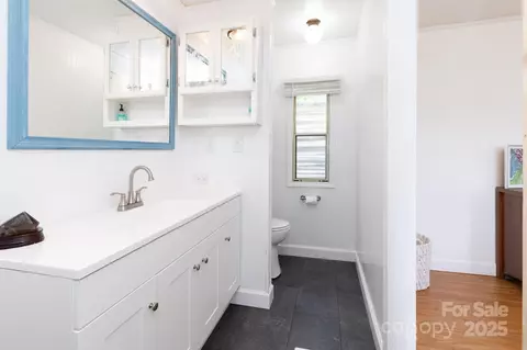 Bath - 178 Keith Dr, Canton, NC 28716 photo 2 of 3