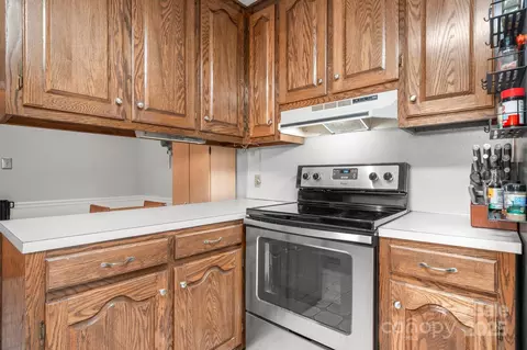 Kitchen - 312 W Murray St, Maiden, NC 28650 photo 3 of 5