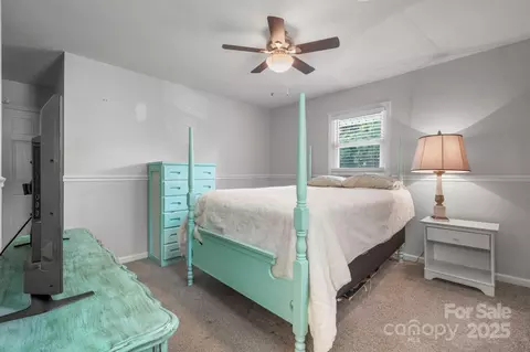 Bedroom - 312 W Murray St, Maiden, NC 28650 photo 4 of 6