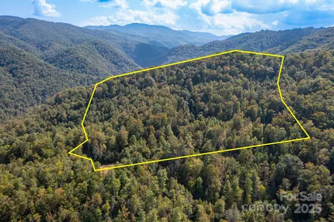 999 Nc 209 9 Hwy #9, Hot Springs, NC 28743