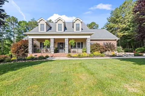 221 Riverwalk Dr, Connelly Springs, NC 28612