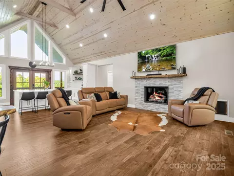 Living - 110 Geebees Way, Mill Spring, NC 28756 photo 2 of 3