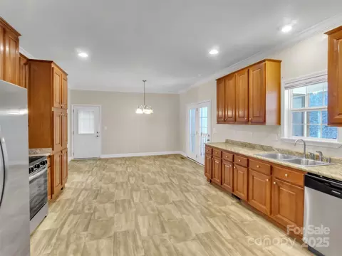 284 Cutting Edge Dr, Sylva, NC 28779 photo 11