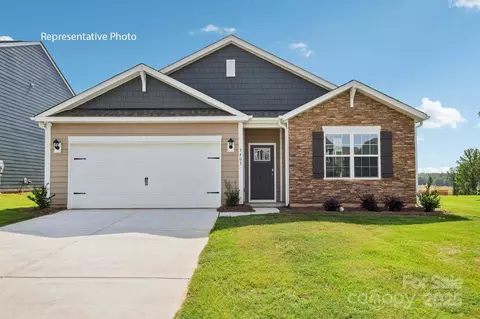 3040 Sassafras Trl, Gastonia, NC 28056
