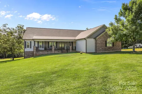 27040 Crepts Branch Rd, Locust, NC 28097