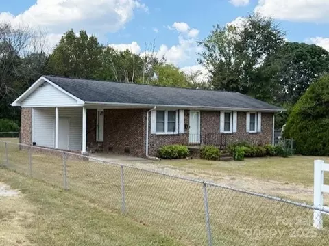543 Brendale Dr, Chester, SC 29706