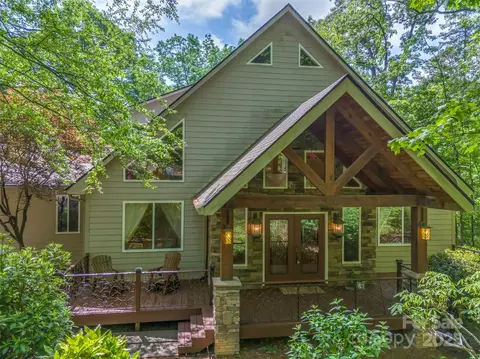 768 White Oak Ln, Tryon, NC 28782