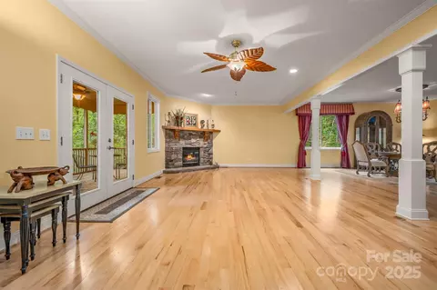 Living - 768 White Oak Ln, Tryon, NC 28782 photo 5 of 5
