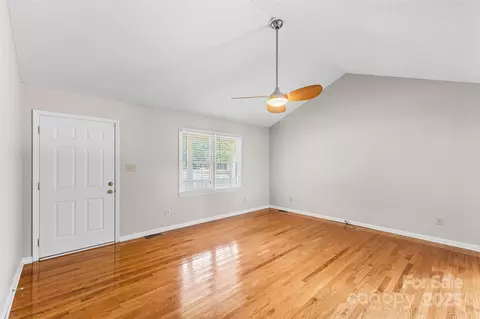 Living - 2282 White Pine Ct, Lancaster, SC 29720 photo 2 of 4