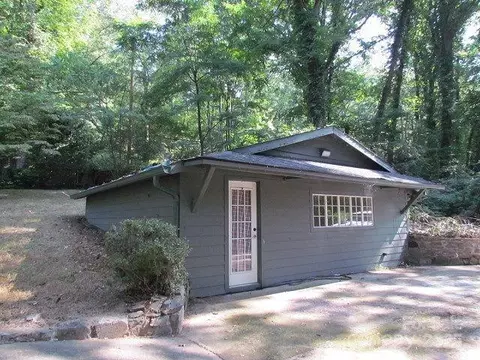 Exterior - 3465 Lynn Rd, Tryon, NC 28782 photo 4 of 10
