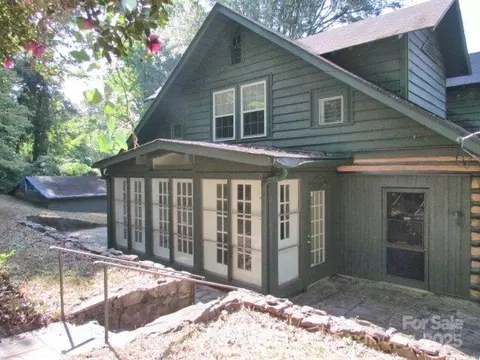 Exterior - 3465 Lynn Rd, Tryon, NC 28782 photo 2 of 10