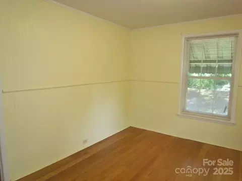 Bedroom - 3465 Lynn Rd, Tryon, NC 28782 photo 1 of 3