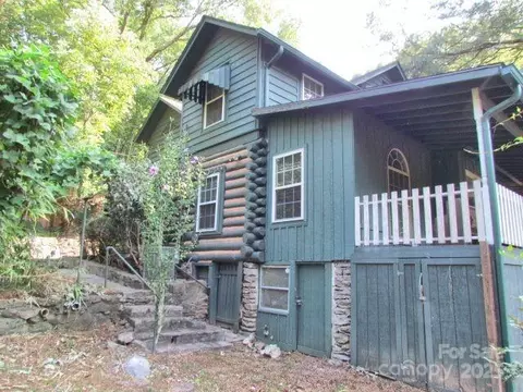 Exterior - 3465 Lynn Rd, Tryon, NC 28782 photo 7 of 10