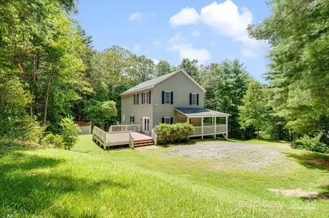 Exterior - 135 Whitaker Rd, Fairview, NC 28730 photo 6 of 7