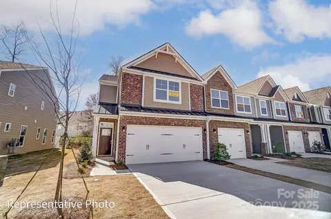 4281 Black Ct, Harrisburg, NC 28075