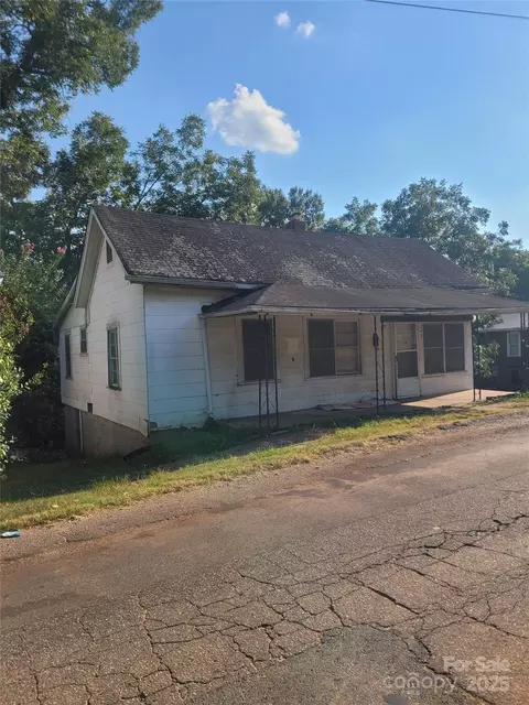 203 Wheeler St, Wadesboro, NC 28170