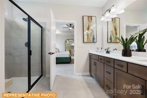Bath - 535 Hullview Vis, Monroe, NC 28110 photo 2 of 2