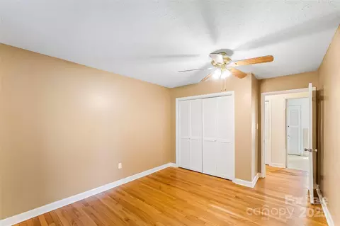 Bedroom - 5325 Us 70 W Hwy W, Marion, NC 28752 photo 1 of 7