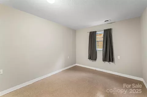 Bedroom - 5325 Us 70 W Hwy W, Marion, NC 28752 photo 7 of 7